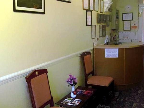 The Pines Guest Accommodation 奇彭纳姆 外观 照片