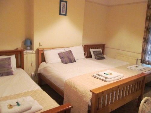 The Pines Guest Accommodation 奇彭纳姆 外观 照片