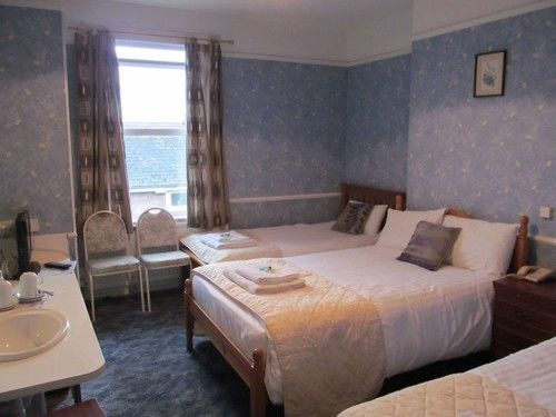 The Pines Guest Accommodation 奇彭纳姆 外观 照片